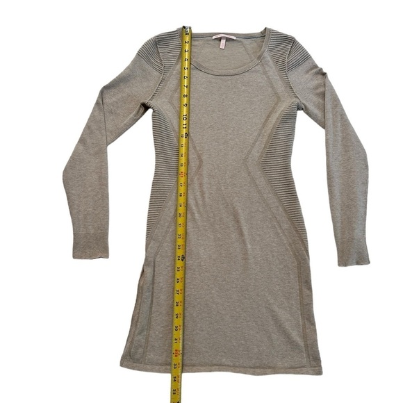 Victoria Secret Long Sleeve Sweater Dress Size S/P - Picture 11 of 17